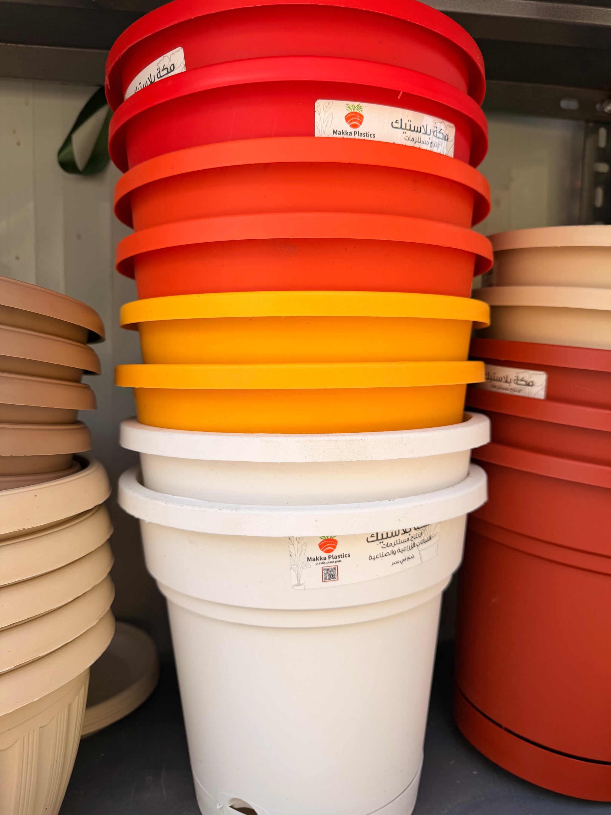 Round Pot and Plate