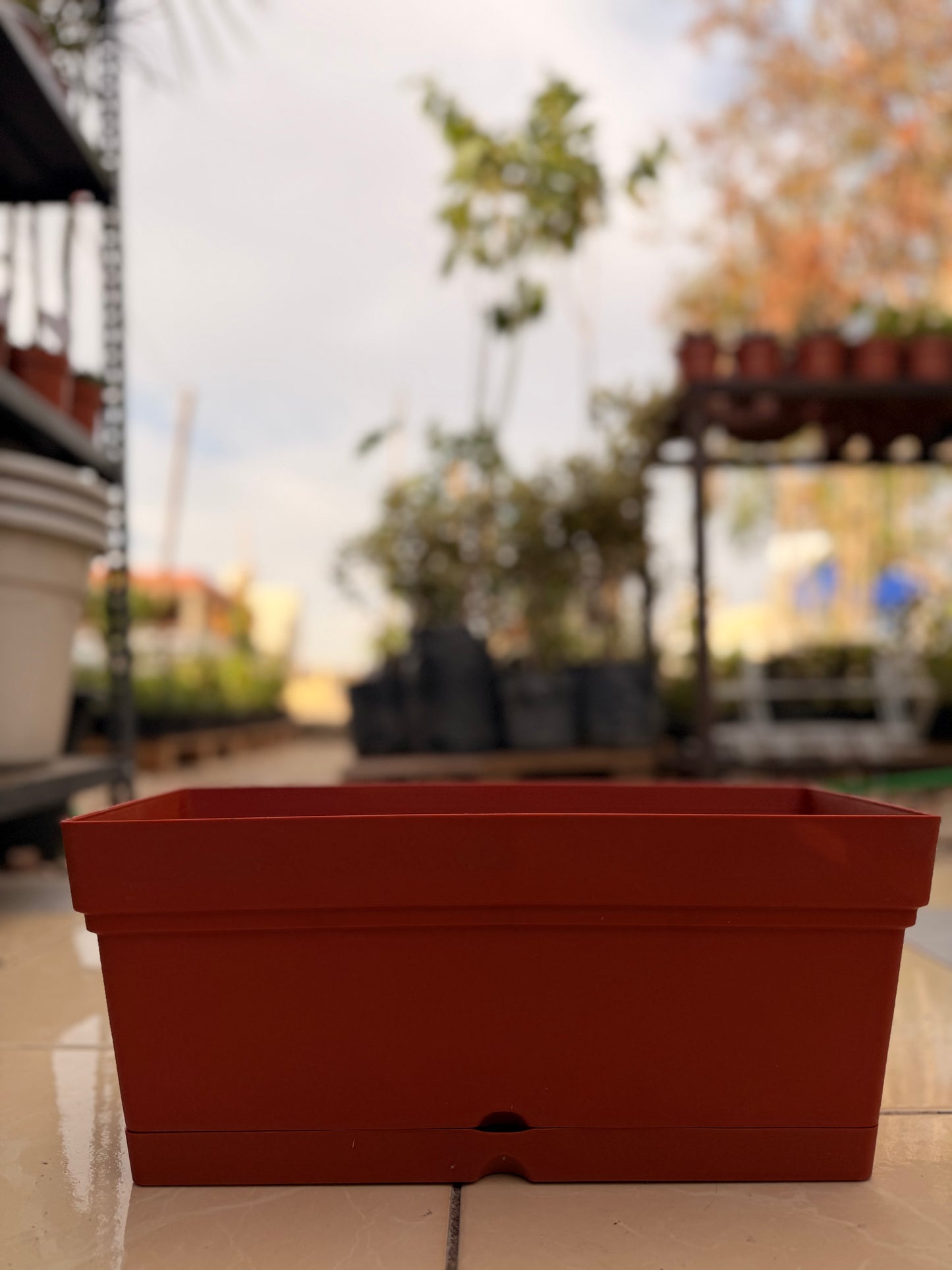 Balcony Planter 40 cm with metal holder